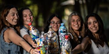 Lanzan el Programa “ Desafío Botellas de Amor”