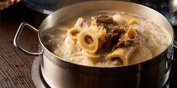 Qué es el caldo de huesos y cómo se prepara.