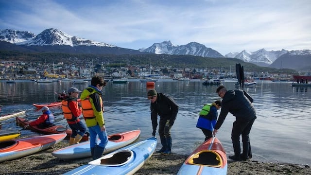 La Municipalidad realizó un encuentro de kayak en el Club AFASyN