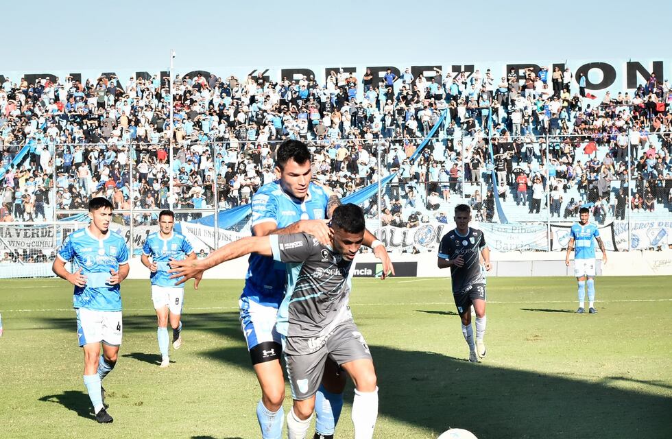 Estudiantes de Río Cuarto metió cuarta y sube en la Primera Nacional