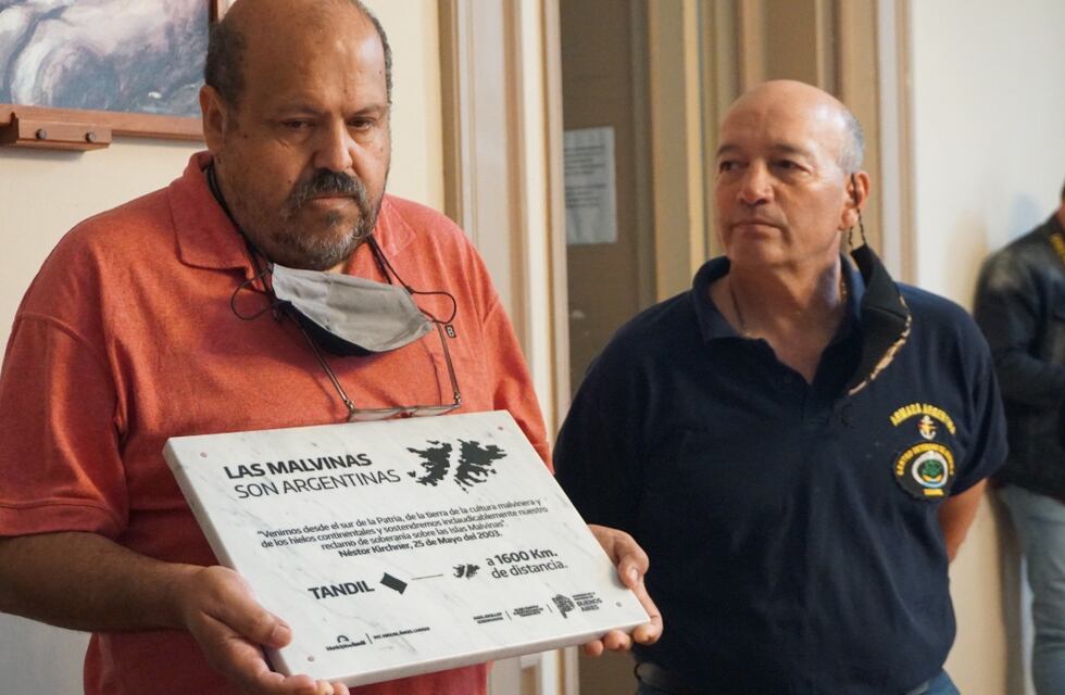 Juntan firmas para no colocar una placa en honor a los héroes de Malvinas por una frase de Néstor Kirchner