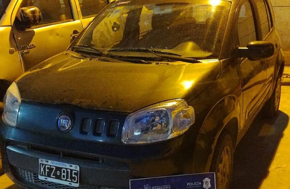Aprehendido por circular en un auto robado