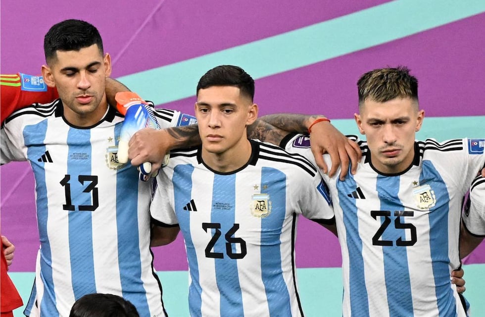 La broma de Cuti Romero y Nahuel Molina a Lisandro Martínez: “Te limpiaron”