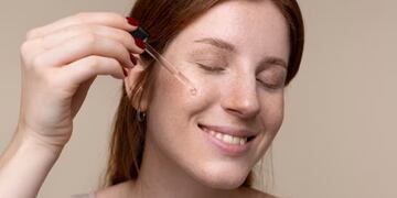 Niacinamida: qué es y en qué casos debes agregarla a tu rutina de skincare.