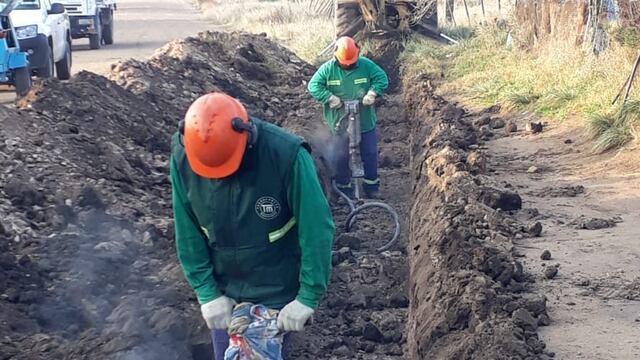 Avanza la conexión de la red cloacal en el Barrio Olimpo