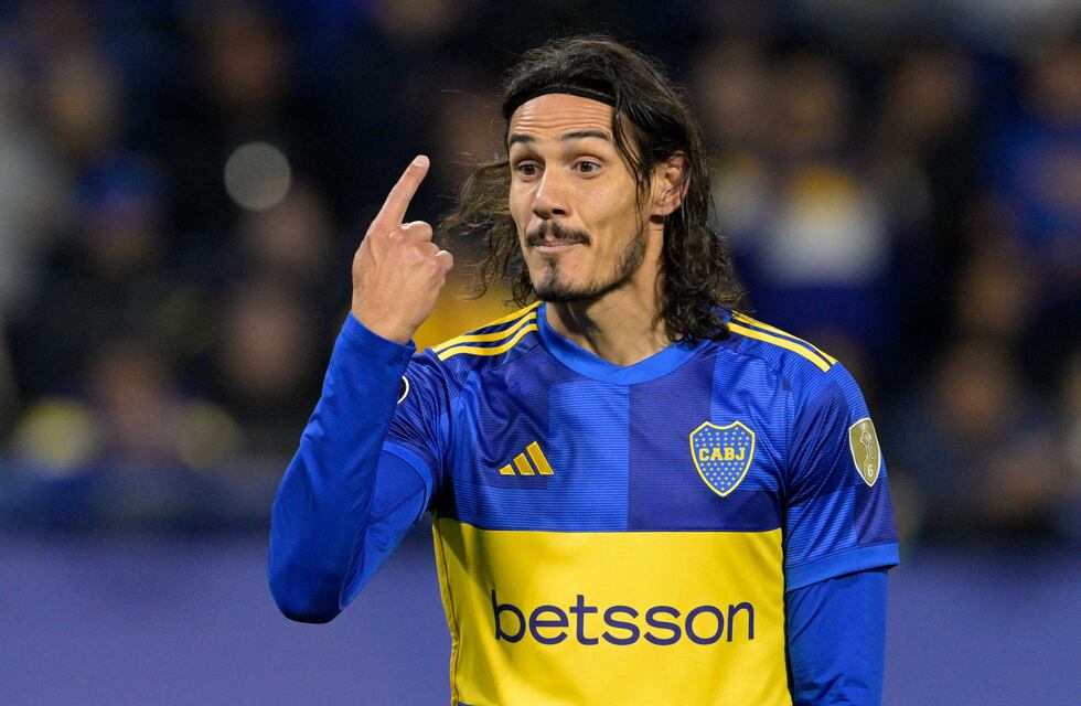 ¿Qué te pasa, uruguayo? Cavani no pudo cortar su sequía y lleva ocho partidos sin convertir