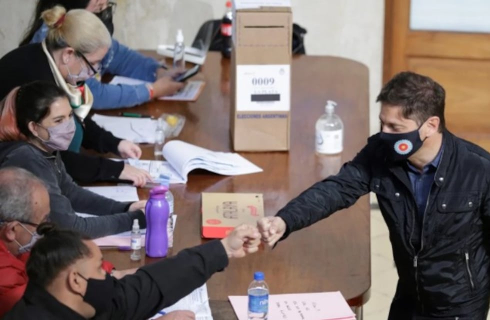PASO 2021: Axel Kicillof votó en La Plata y acusó a la oposición de violar la veda