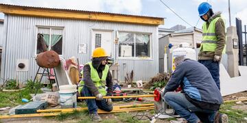 Ushuaia: comenzaron los trabajos para beneficiar a varias familias con el servicio de gas
