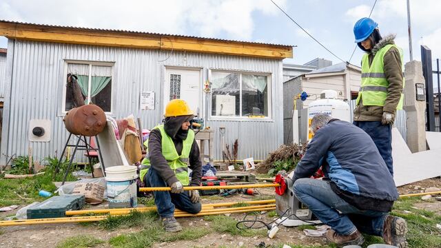 Ushuaia: comenzaron los trabajos para beneficiar a varias familias con el servicio de gas