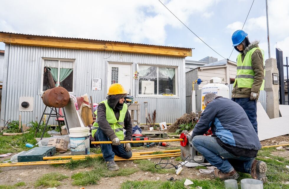 Ushuaia: comenzaron los trabajos para beneficiar a varias familias con el servicio de gas