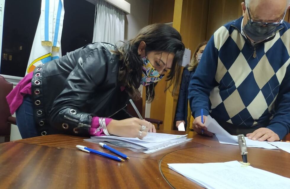 Más puntaltenses integran las listas de precandidatos a diputados