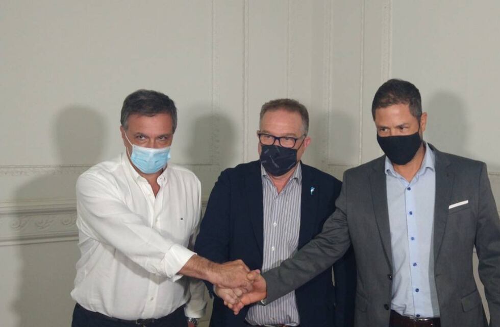 Reunión entre los presidentes de Newell’s y Rosario Central tras la saga de hechos vandálicos