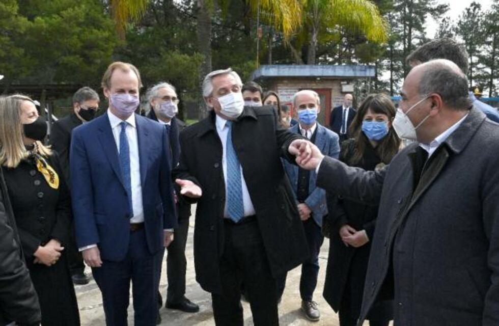 Manzur acompañó al Presidente en el lanzamiento del plan de promoción del empleo registrado