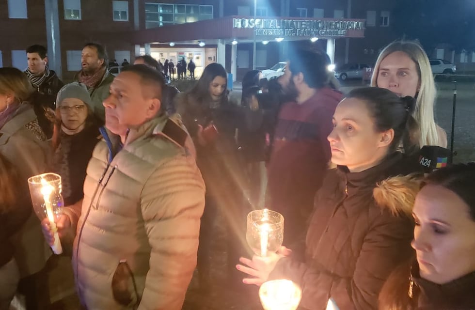 Marcha de las antorchas por las muertes en el Hospital Neonatal de Córdoba