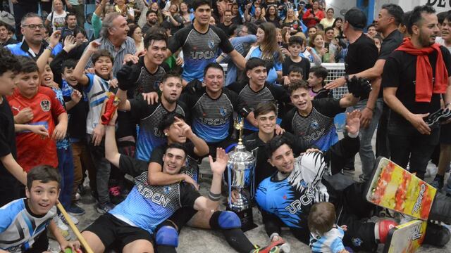 Un Decano en el Hockey sobre Césped gritó en el Apertura de San Juan.