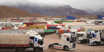 Camiones en Uspallata.