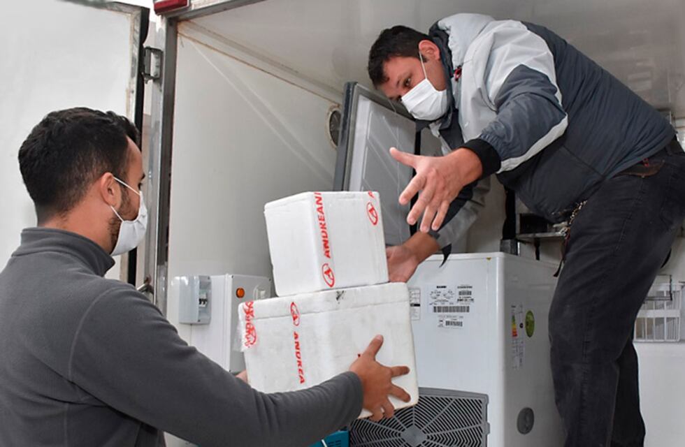 La Pampa recibió 4.500 dosis de la Sputnik V y 4.800 de AstraZeneca