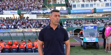 "Este partido no nos va a afectar", afirmó Pedro Caixinha, con Talleres ya pensando en el Flamengo (Facundo Luque).