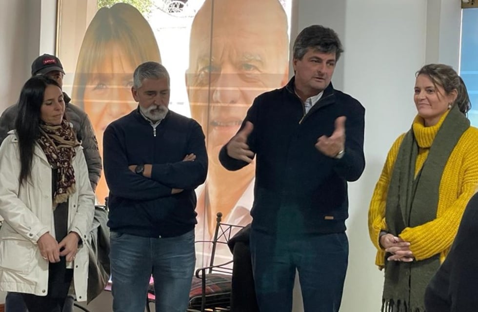 Matías Fhürer recibió a la precandidata a senadora Nerina Neuman