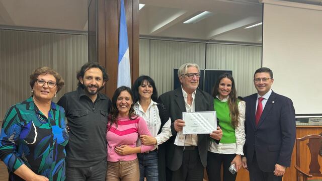 Mabel Fossati, Santiago Alassia, Valeria Soltermam, Alejandra Sagardoy, Jorge Colombo, María Paz Caruso y Lisandro Mársico