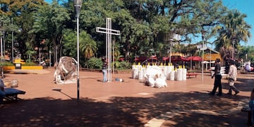 Eldorado inicia labores decorativas para Semana Santa y Pascuas.