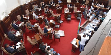 El bloque del Frente de Todos exige un aumento salarial para los ediles de La Plata.