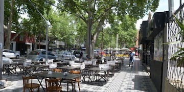 Desde la Unión de Trabajadores Hotelkeros y Gastronómicos le enviaron una carta al gobernador Suarez advirtiendo sobre la dificil situación que atraviesa el sector. Gentileza MendoVoz