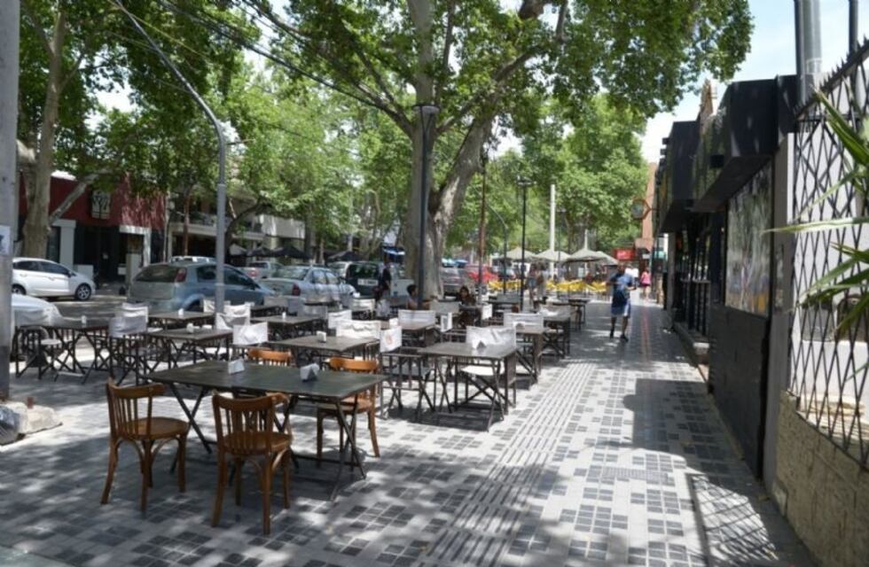 Hoteleros y gastronómicos solicitaron al gobernador ayuda urgente