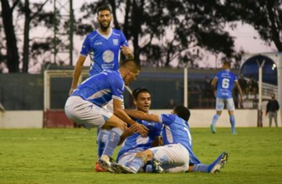 Estudiantes de Río Cuarto lo empató en su visita a Agropecuario