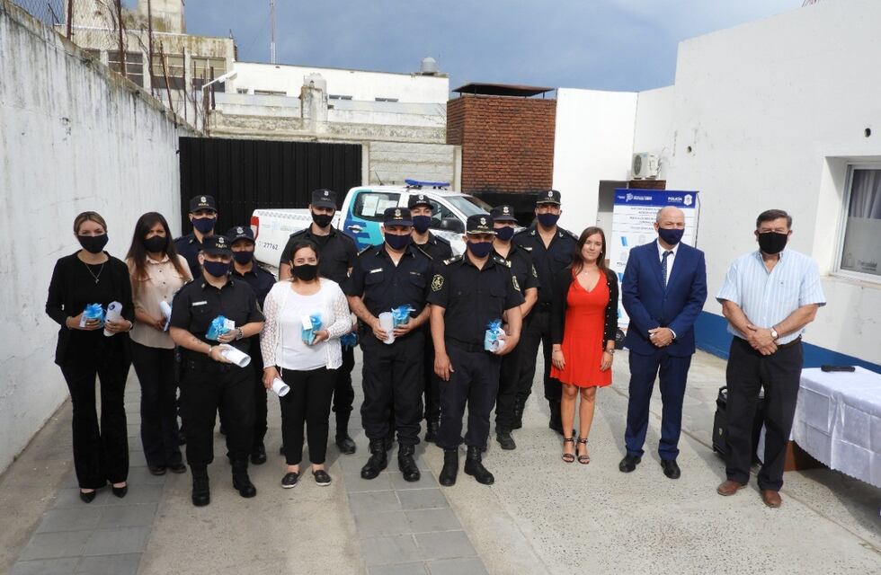 Reconocieron a efectivos policiales rosaleños por su labor destacada