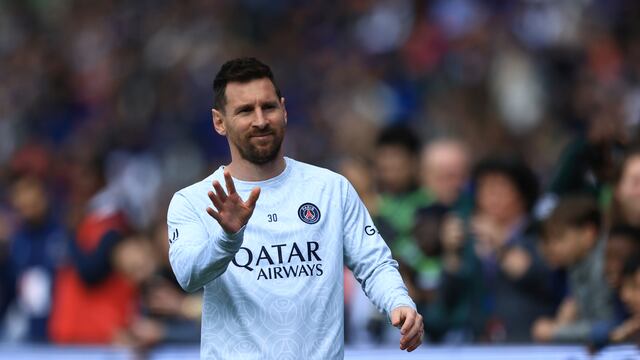 Lionel Messi se despide del Paris Saint-Germain. (AP Foto/Aurelien Morissard)