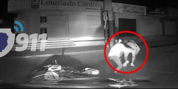 La Policía tuvo que chocar a los motochoros que aun así intentaron escapar a pie. Fueron detenidos.