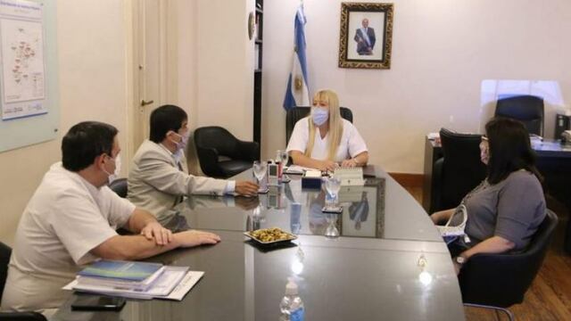 Salud y la UNT trabajan en la vuelta de los alumnos de medicina a las aulas