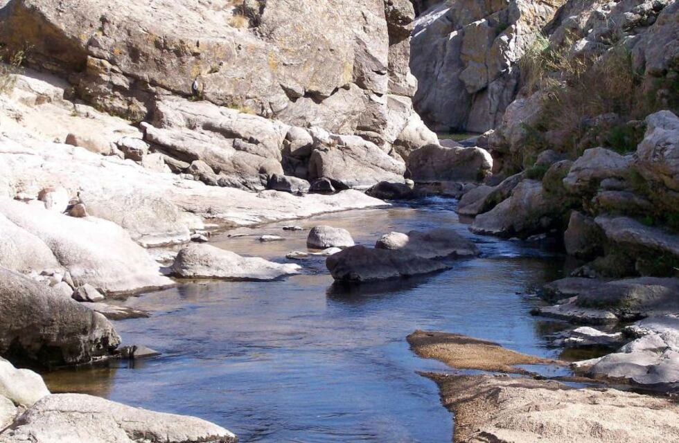 Córdoba: falleció una turista después de ser arrastrada por el río de Mina Clavero