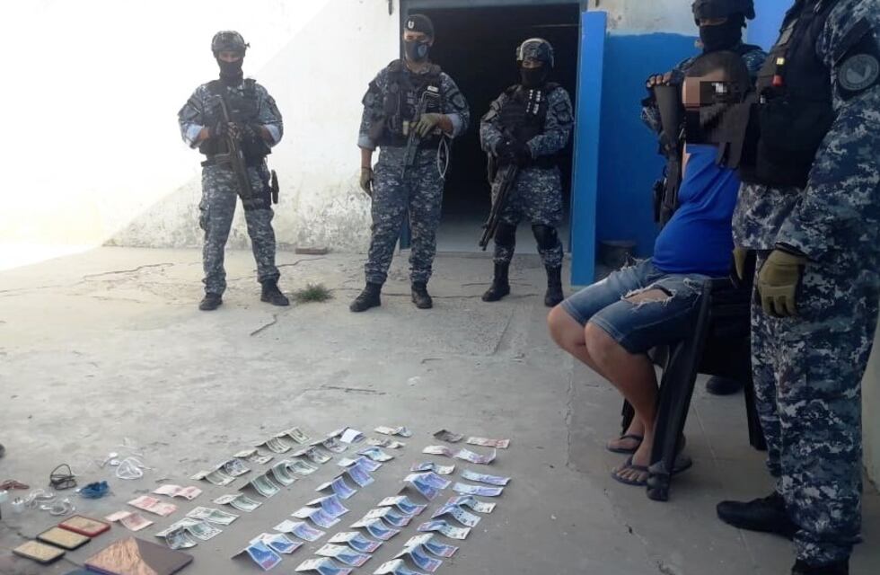 Peligroso delincuente tunesino que entró por el Mangal fue detenido por la policía