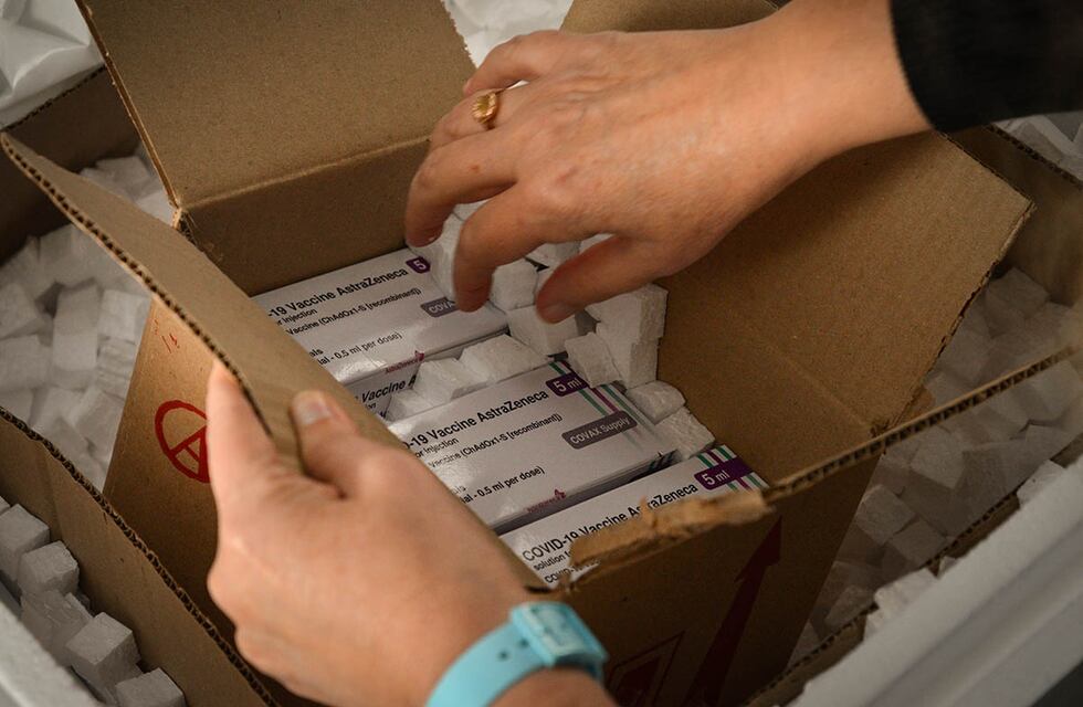 Frustración en las provincias por la imposibilidad de comprar vacunas contra el Covid-19