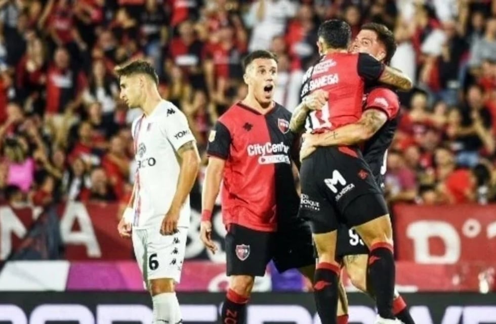 Newell’s le ganó a Tigre con tranquilidad y lo hundió en la tabla para el cierre de la fecha 9