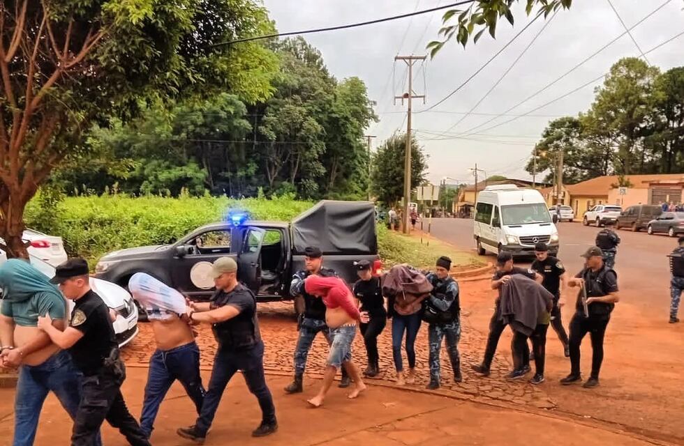 Una oficial herida y varios detenidos tras una violenta persecución en Guaraní