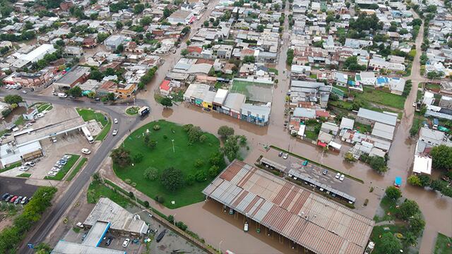 Pueblos tapados de agua, evacuados y rutas cortadas en Entre Ríos