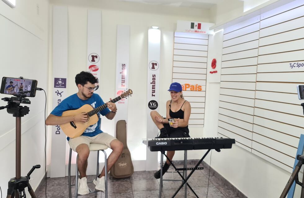 Azul Brasesco y Lucas López, dos talentosos del arte de Paraná