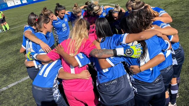 Las chicas de Talleres no pudieron en su visita a Midland. (Prensa Talleres).