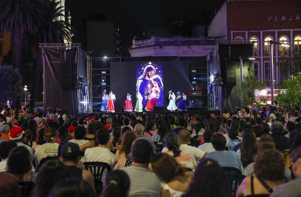“Navidad en la Ciudad”: música y danza en Plaza Independencia