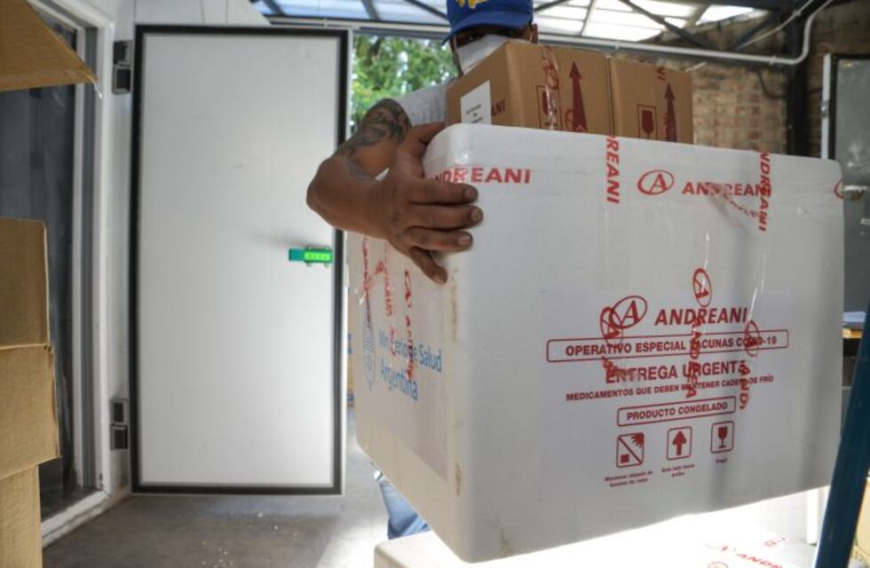 Comienza la distribución de 406.800 vacunas Sinopharm: cuántas dosis recibirá cada provincia