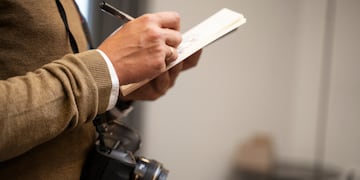 Dolor en el periodismo de espectáculo