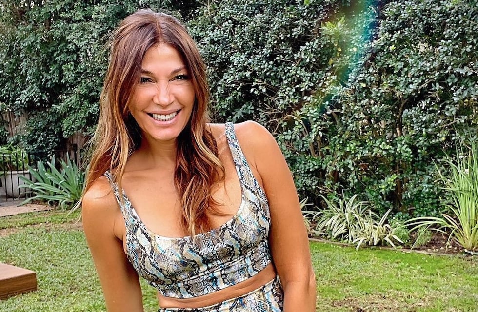 Catherine Fulop deslumbró en el estreno de “Masterchef Celebrity 3″ con un minivestido negro