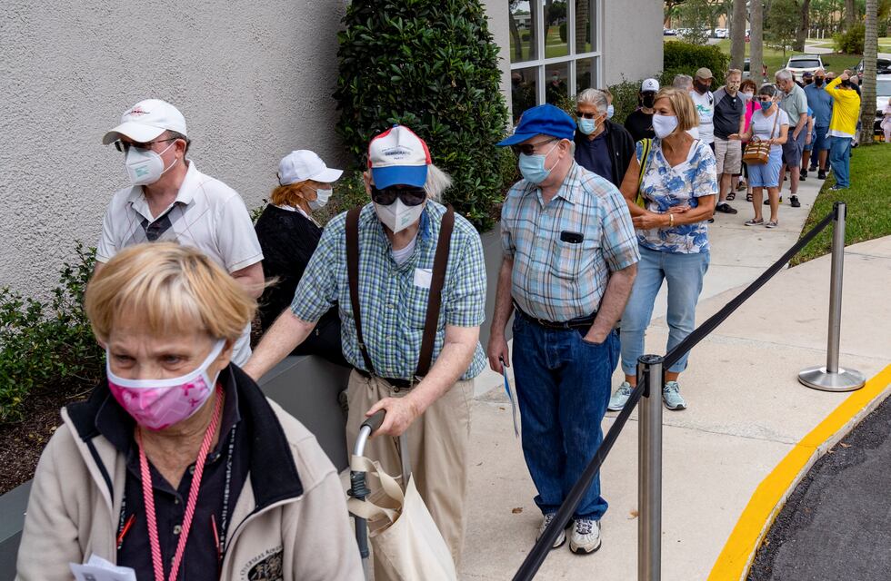 Estados Unidos se suma a los países que podrían aplicar una tercera dosis a personas de riesgo