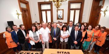 Gobierno y SITAS lograron un convenio salarial.