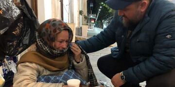 Un tatuaje por una sonrisa busca acercar la navidad a las calles de Córdoba