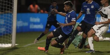 Para la visita a Boca, Juan Carlos Portillo segurirá en la zaga central de Talleres.