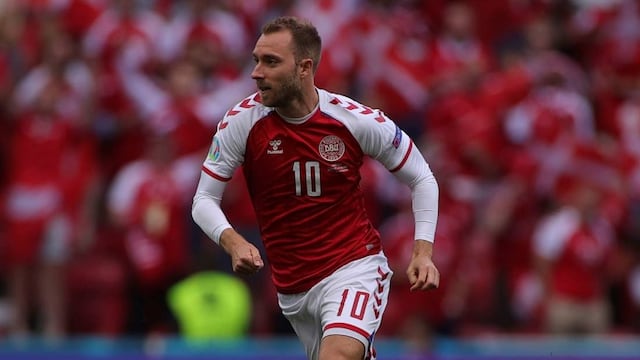 Christian Eriksen fue operado y dado de alta. (AP)
